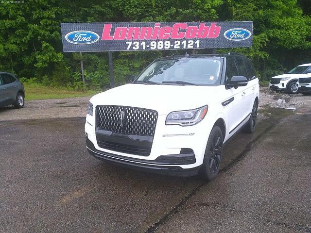 used 2023 Lincoln Navigator car, priced at $79,998
