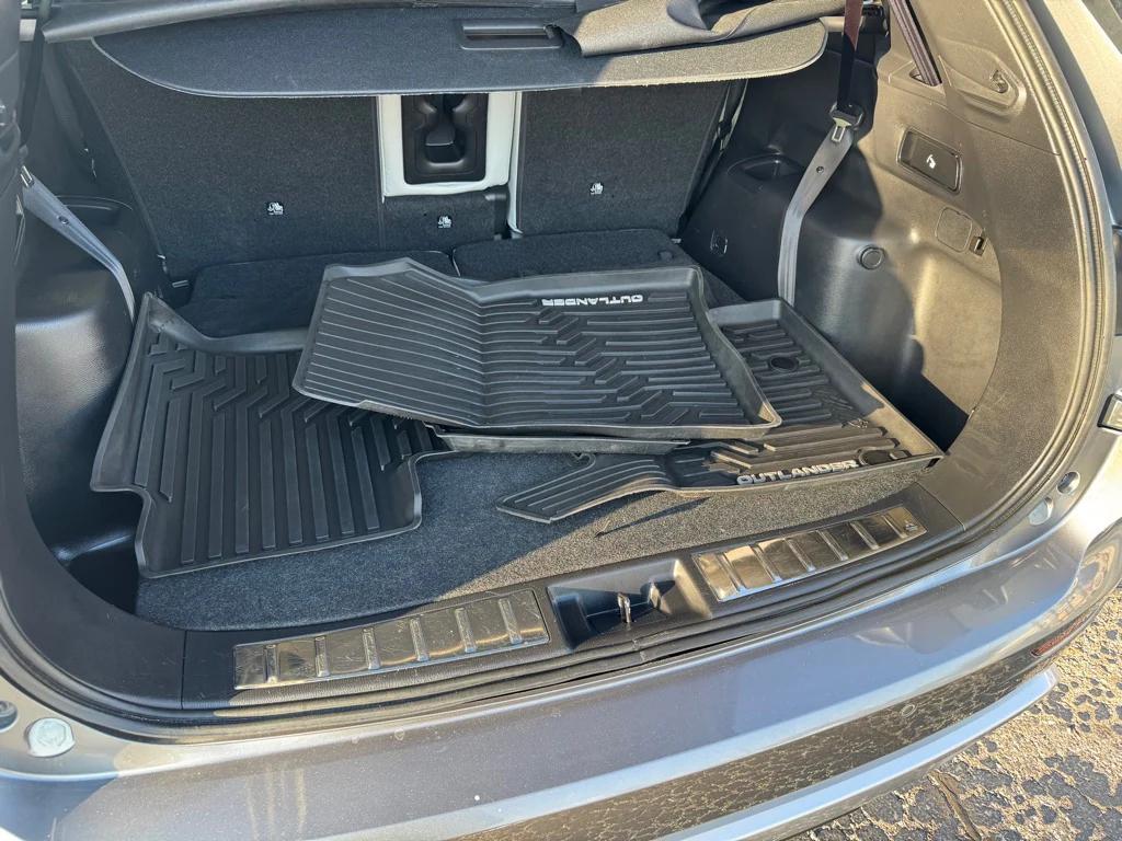 used 2022 Mitsubishi Outlander car, priced at $24,988