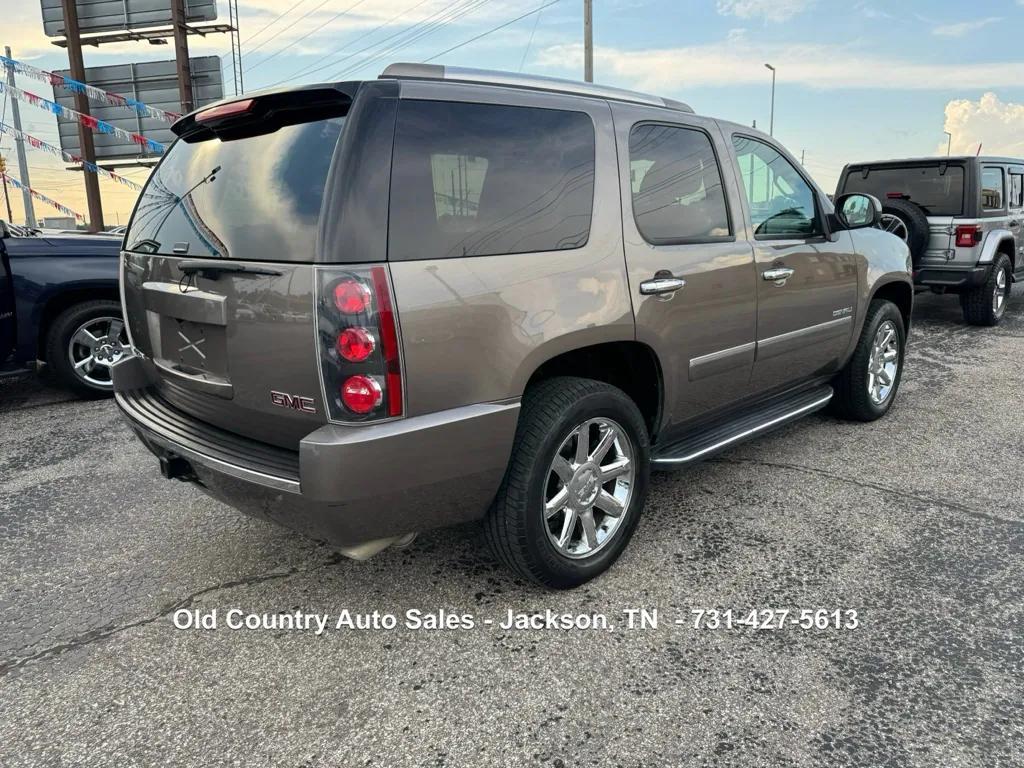 used 2013 GMC Yukon car, priced at $18,988