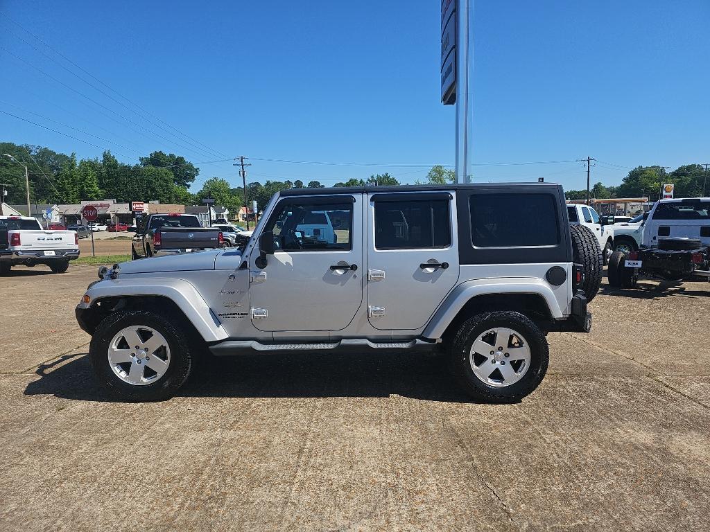 used 2012 Jeep Wrangler Unlimited car, priced at $14,000