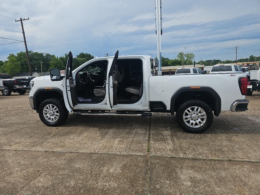 used 2024 GMC Sierra 2500 car, priced at $66,900