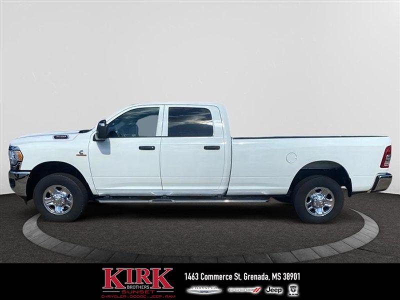 new 2024 Ram 3500 car, priced at $67,095