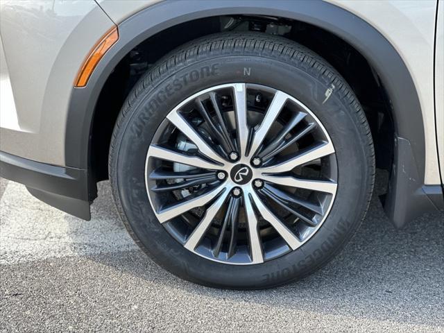 new 2025 INFINITI QX60 car, priced at $69,550