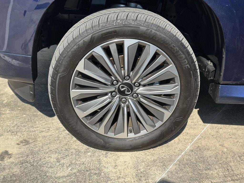 used 2025 INFINITI QX80 car, priced at $79,990