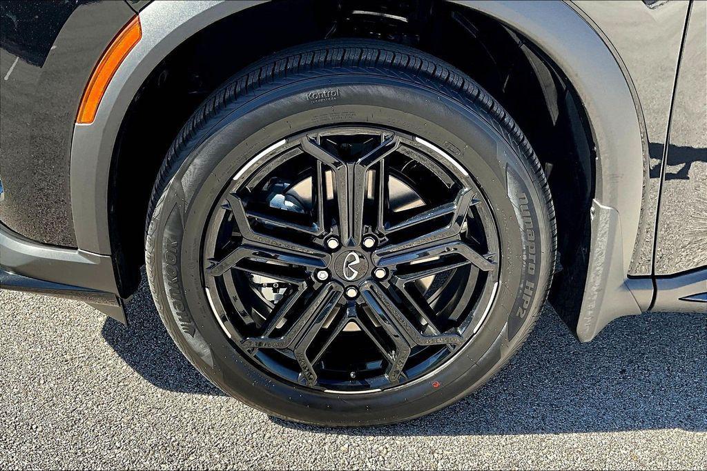 new 2026 INFINITI QX60 car, priced at $66,185