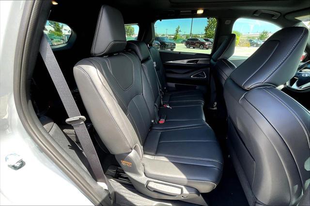 new 2025 INFINITI QX60 car, priced at $62,980