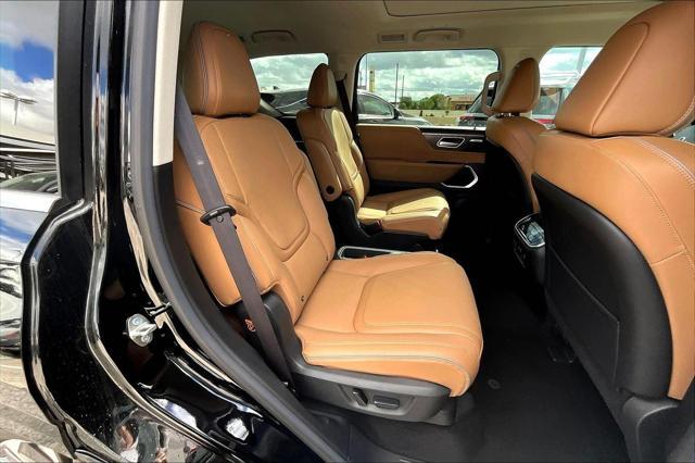 new 2025 INFINITI QX80 car, priced at $86,100