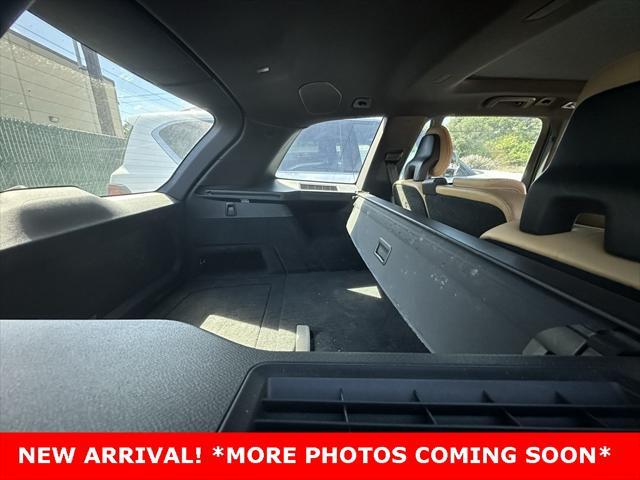 used 2018 Volvo XC90 car, priced at $24,673