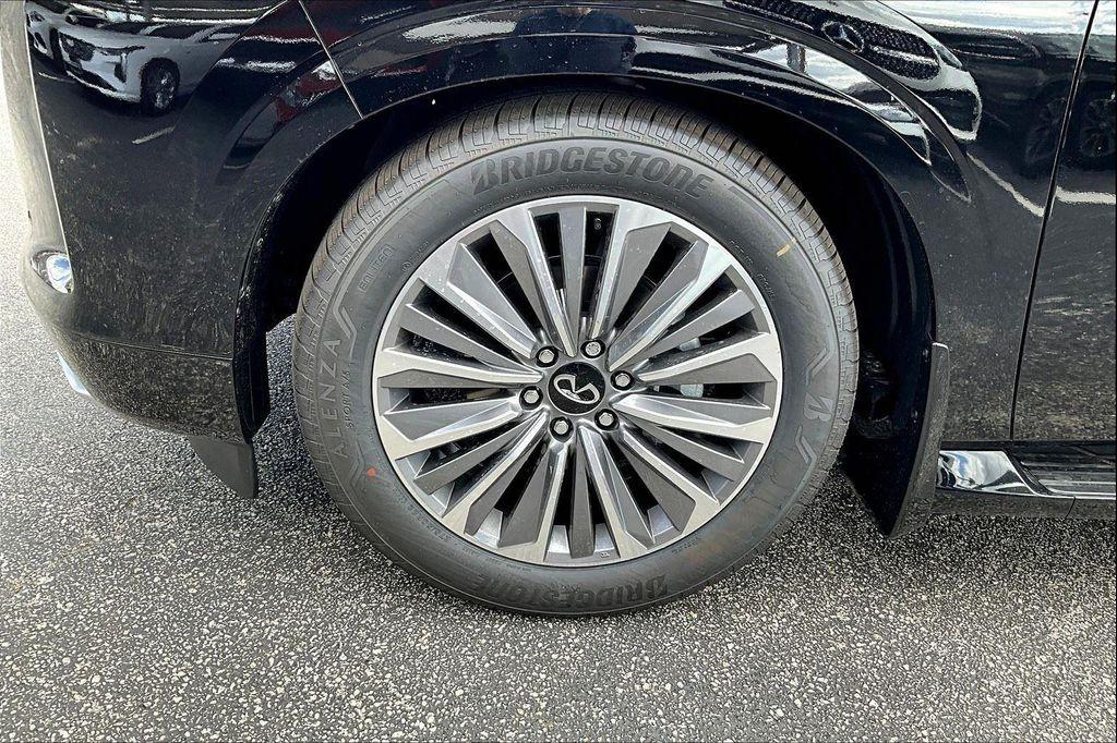 new 2026 INFINITI QX80 car, priced at $96,600