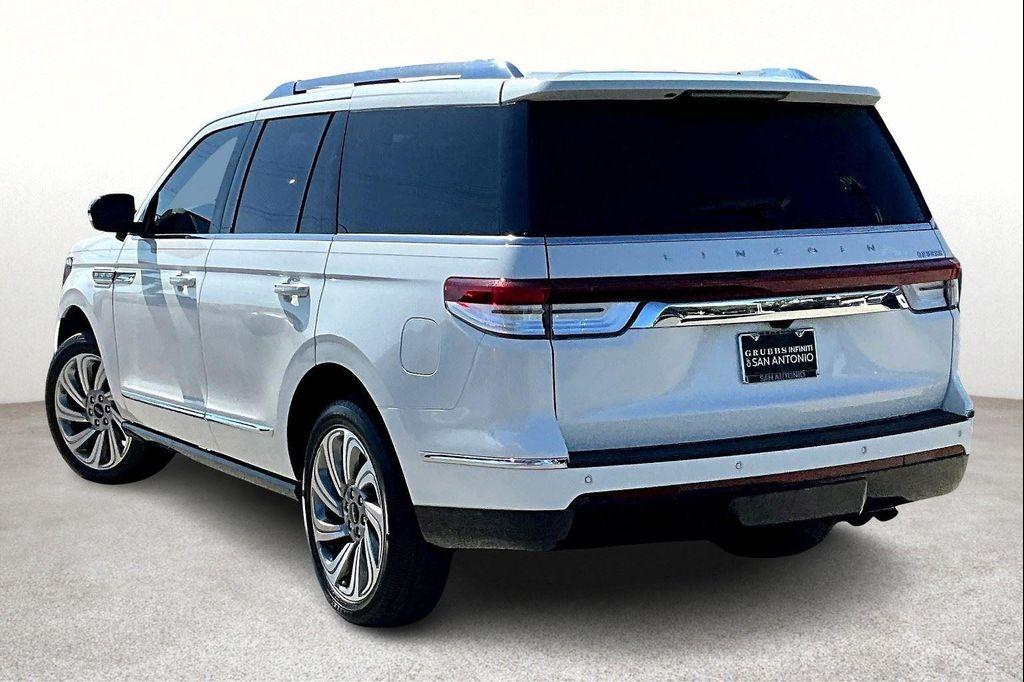 used 2023 Lincoln Navigator car, priced at $70,499