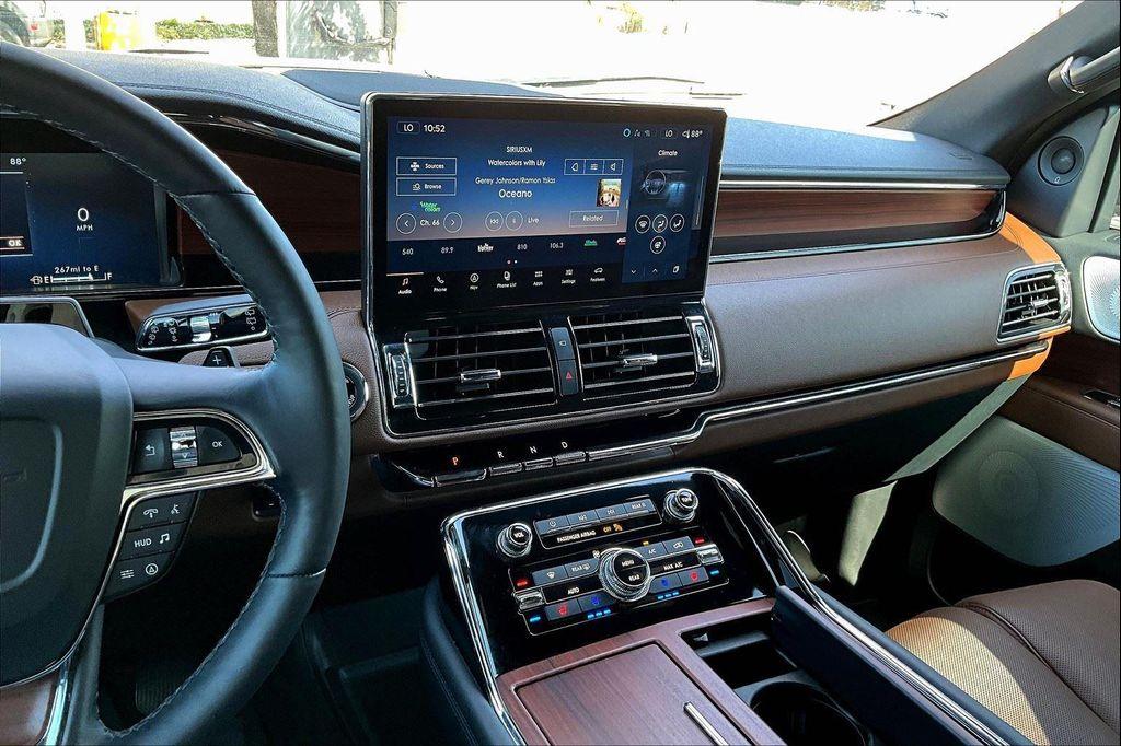 used 2023 Lincoln Navigator car, priced at $70,499