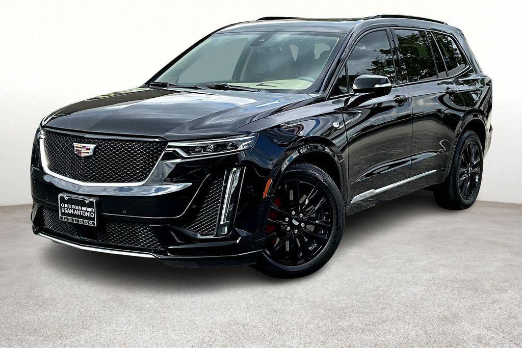 used 2022 Cadillac XT6 car, priced at $34,995