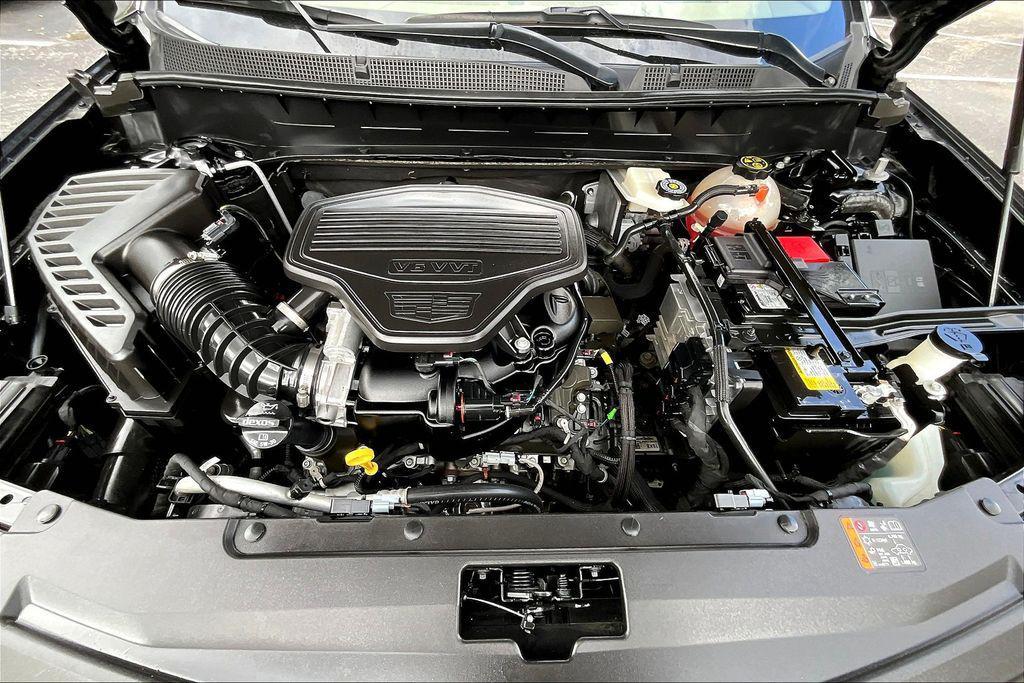 used 2022 Cadillac XT6 car, priced at $34,995