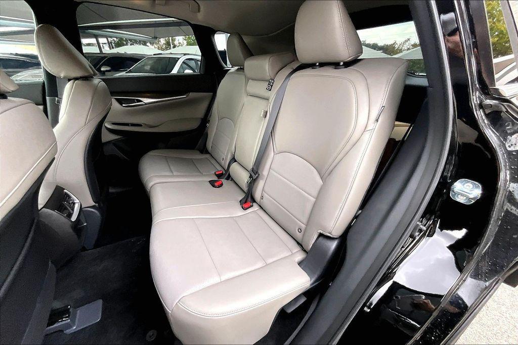 new 2025 INFINITI QX50 car, priced at $41,870