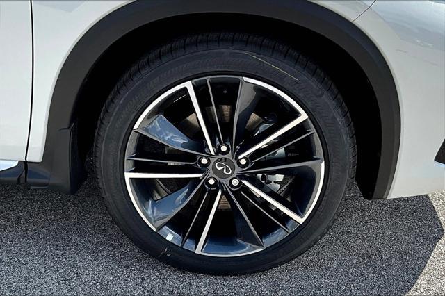 new 2025 INFINITI QX55 car, priced at $51,395