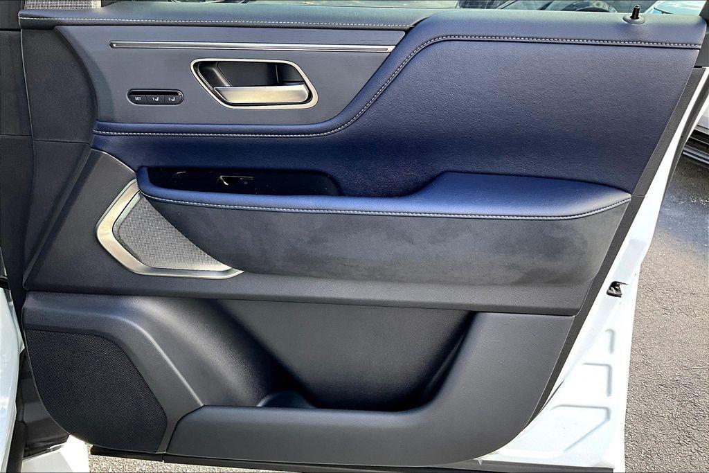 new 2026 INFINITI QX80 car, priced at $106,525