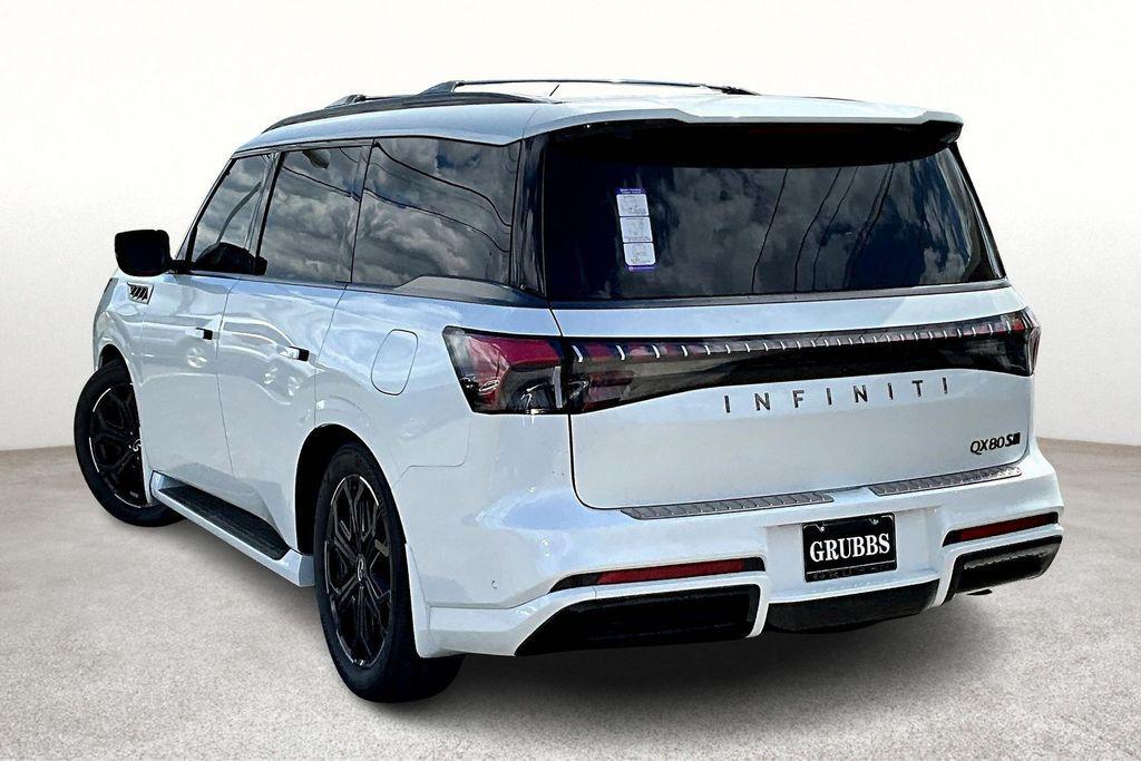 new 2026 INFINITI QX80 car, priced at $106,525