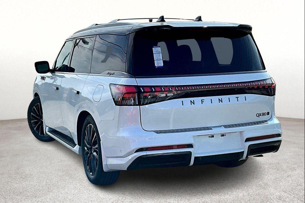 new 2026 INFINITI QX80 car, priced at $118,980