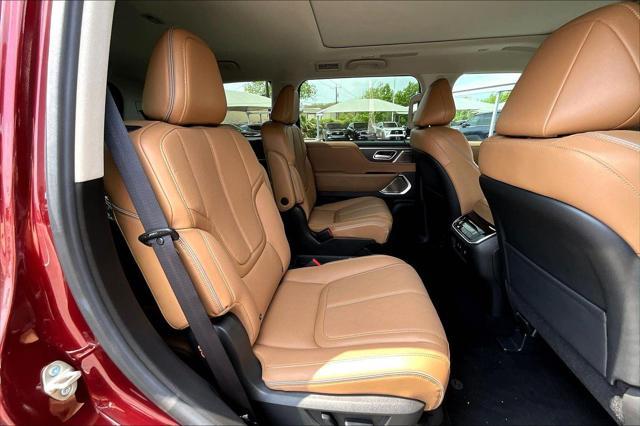 new 2025 INFINITI QX80 car, priced at $105,505