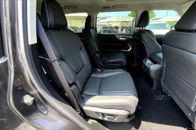 new 2025 INFINITI QX80 car, priced at $92,795