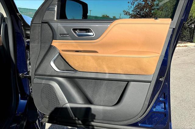 new 2025 INFINITI QX80 car, priced at $101,840