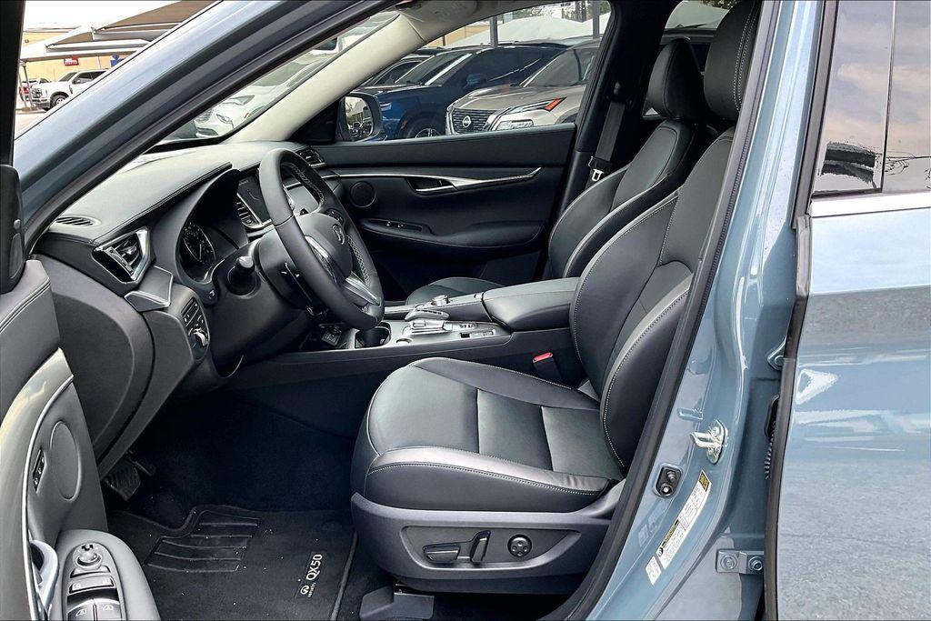 new 2025 INFINITI QX50 car, priced at $42,565
