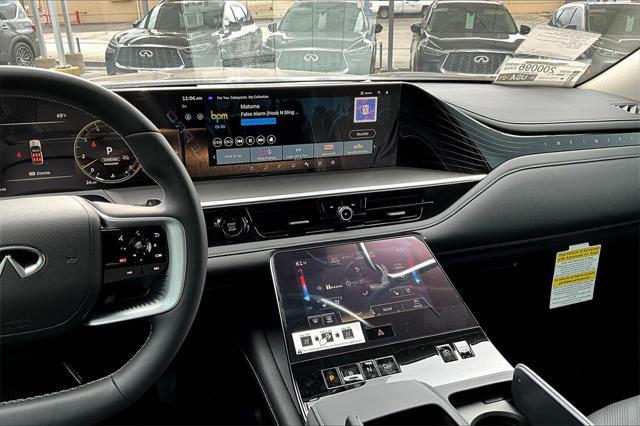 new 2025 INFINITI QX80 car, priced at $95,255
