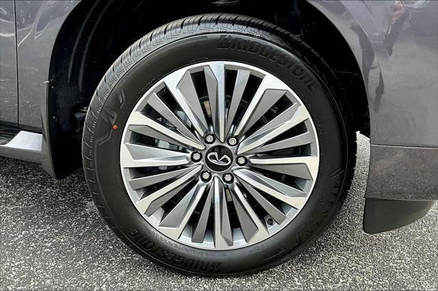 new 2025 INFINITI QX80 car, priced at $91,255