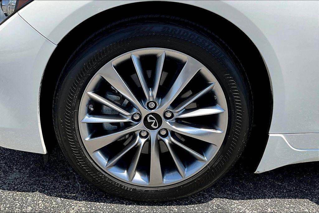 used 2024 INFINITI Q50 car, priced at $31,995