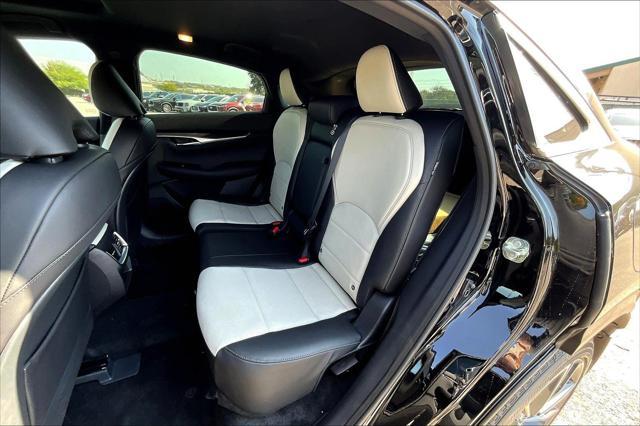 new 2025 INFINITI QX55 car, priced at $51,201