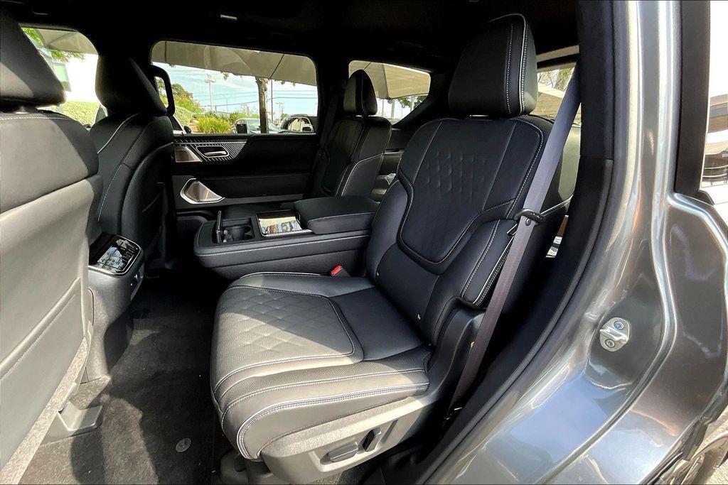 new 2026 INFINITI QX80 car, priced at $117,715