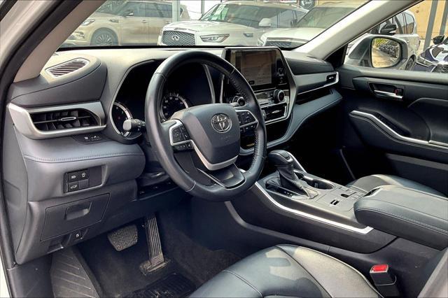 used 2023 Toyota Highlander car, priced at $34,980