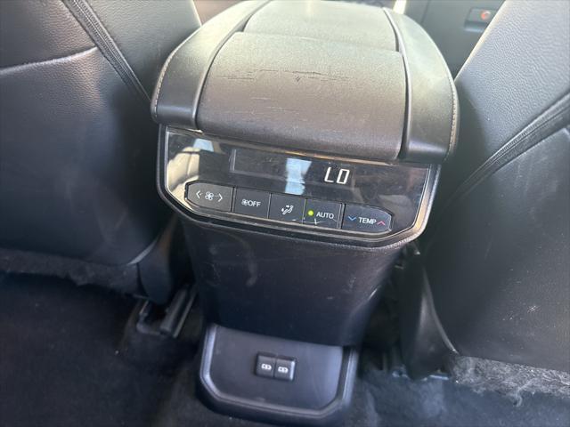used 2023 Toyota Highlander car, priced at $40,700