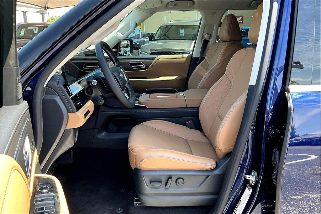 new 2025 INFINITI QX80 car, priced at $84,795