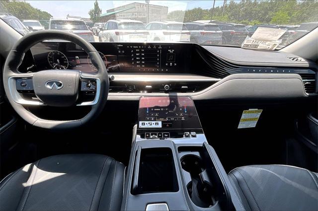 new 2025 INFINITI QX80 car, priced at $95,200