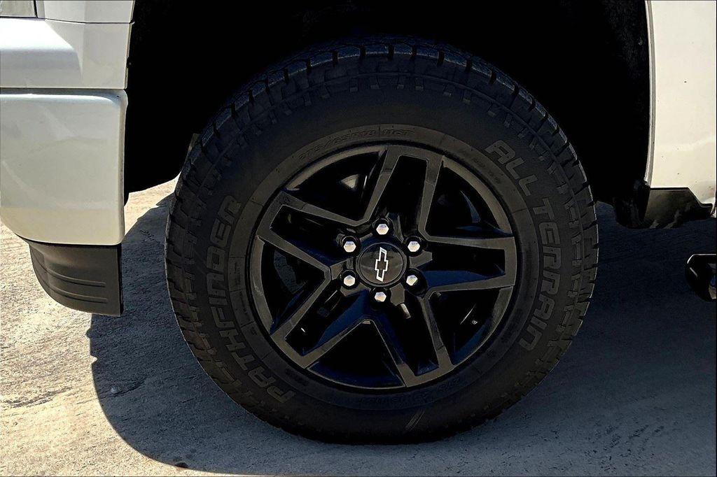 used 2015 Chevrolet Silverado 1500 car, priced at $23,800