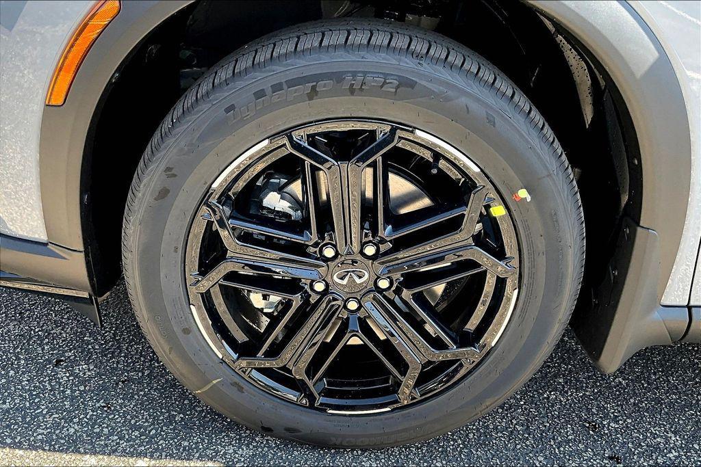 new 2026 INFINITI QX60 car, priced at $66,185