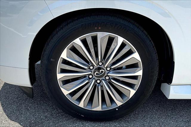 new 2025 INFINITI QX80 car, priced at $89,000