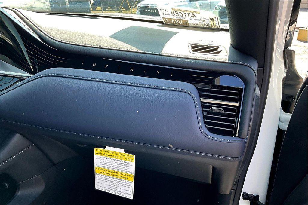 new 2026 INFINITI QX80 car, priced at $106,525