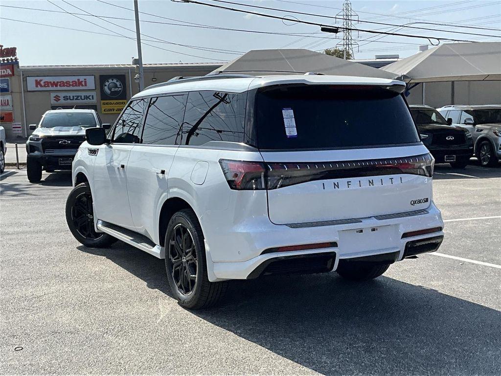 new 2026 INFINITI QX80 car, priced at $106,525