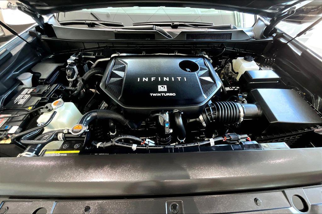 new 2026 INFINITI QX80 car, priced at $106,320