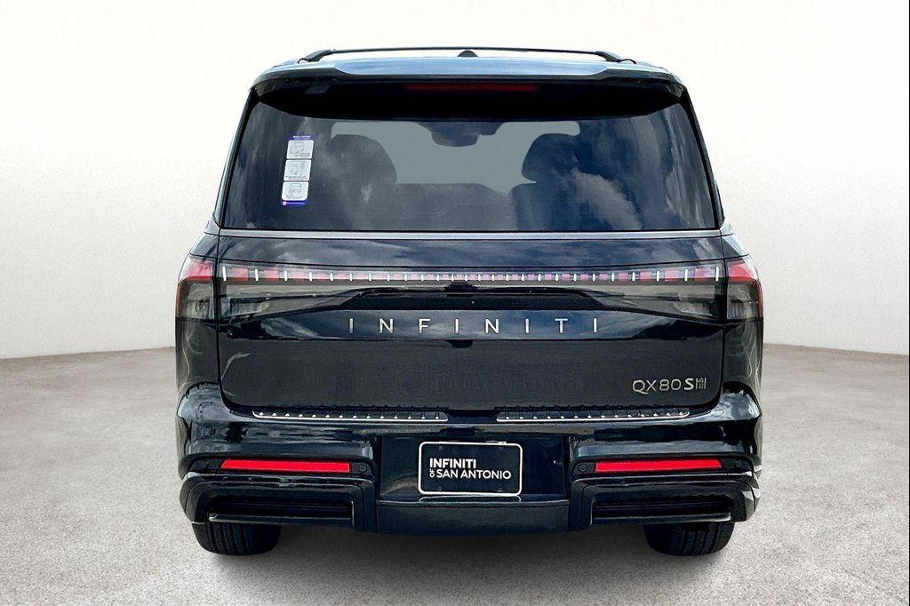 new 2026 INFINITI QX80 car, priced at $98,320
