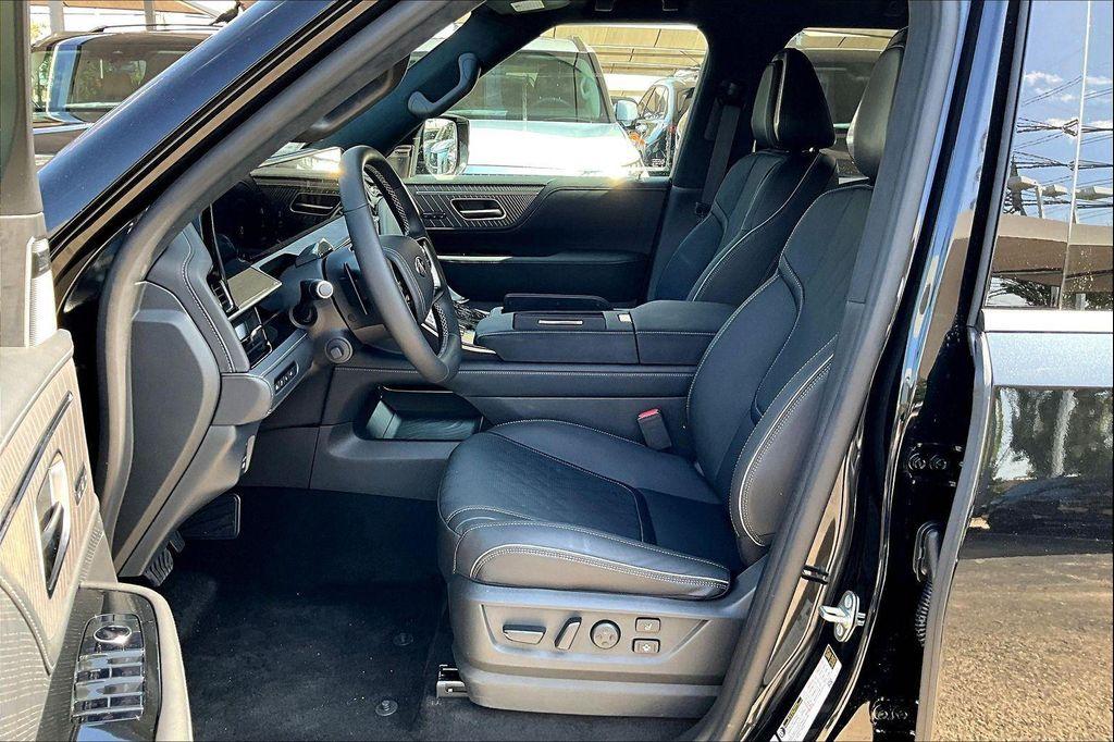 new 2026 INFINITI QX80 car, priced at $116,655