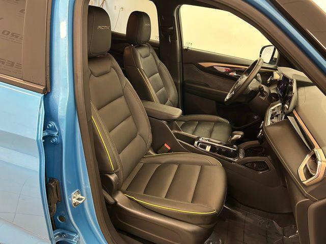 used 2025 Chevrolet TrailBlazer car, priced at $25,447