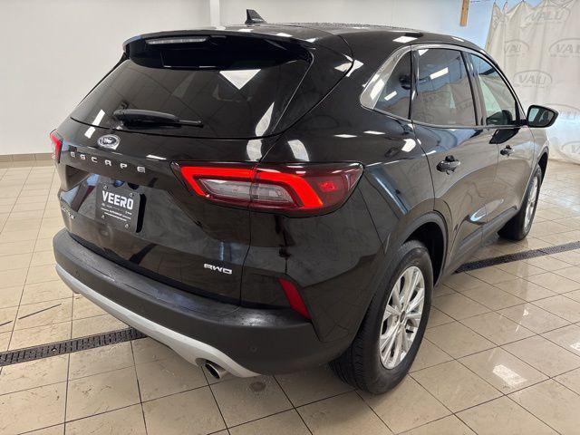 used 2024 Ford Escape car, priced at $19,995