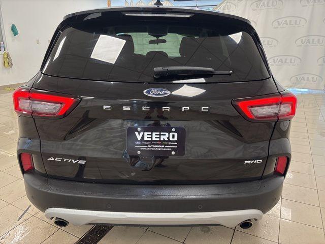 used 2024 Ford Escape car, priced at $19,995