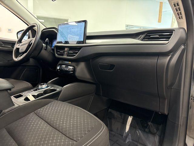 used 2024 Ford Escape car, priced at $19,995