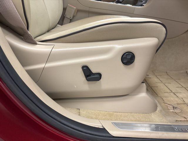 used 2018 Jeep Grand Cherokee car, priced at $19,995