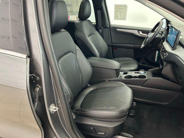new 2025 Ford Escape PHEV car, priced at $35,410
