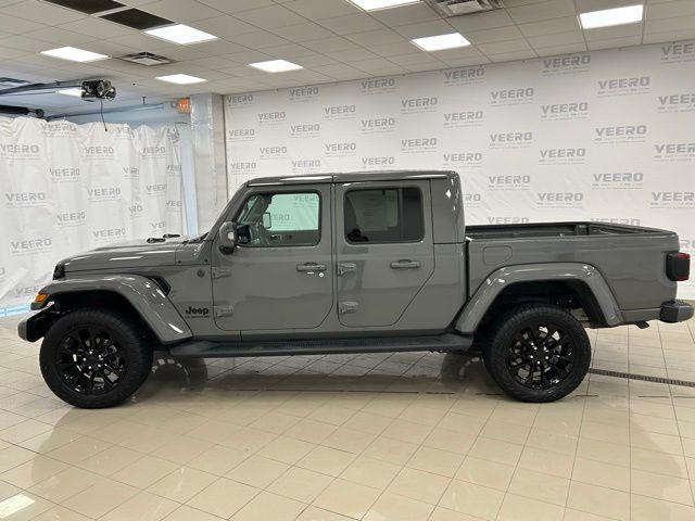 used 2022 Jeep Gladiator car, priced at $30,764